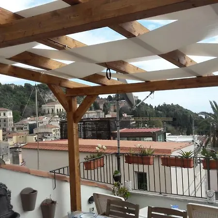 Casa Gio דירה טאורמינה